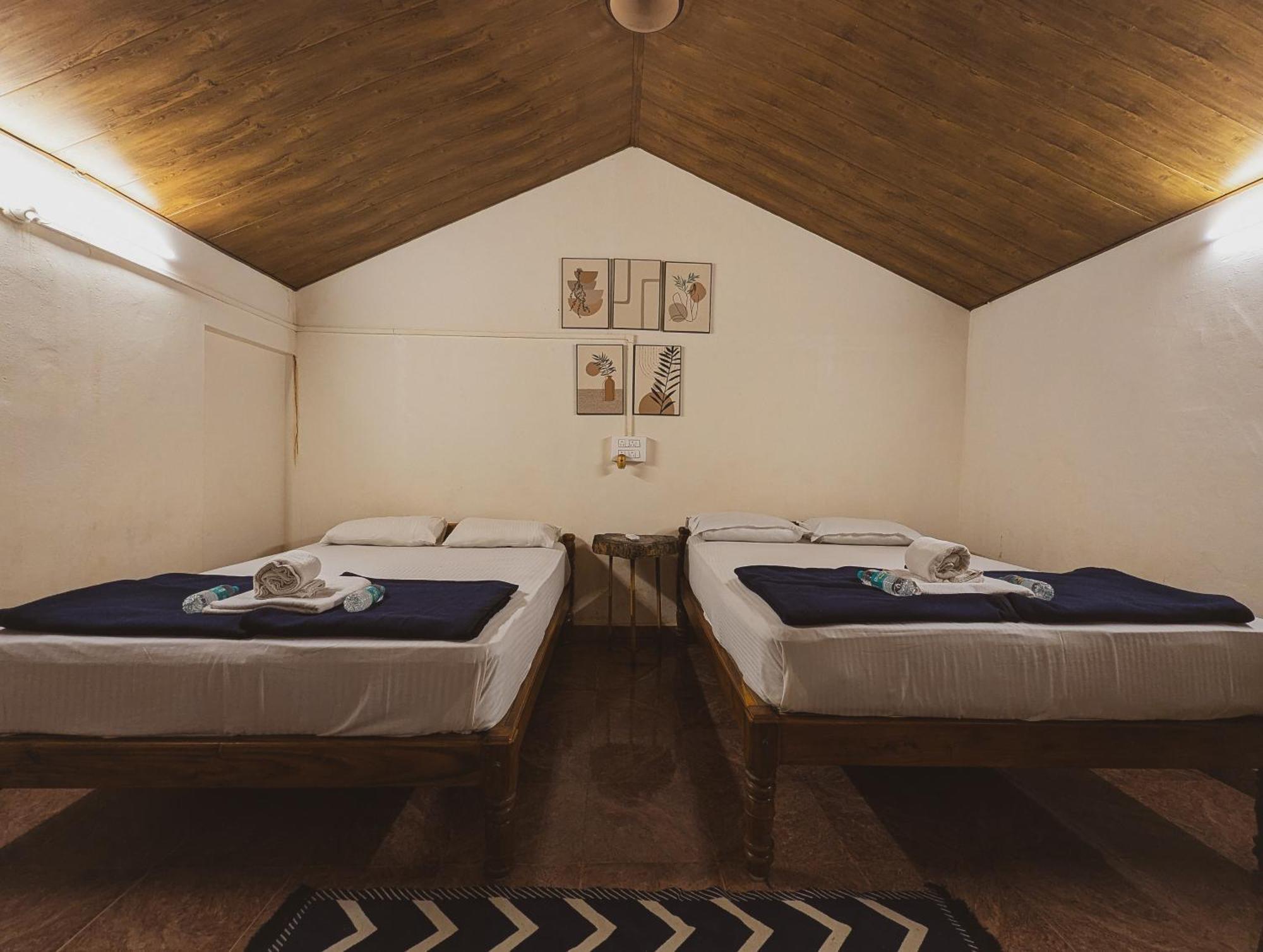 Sunset Cafe Beach Stay Gokarna  Eksteriør billede
