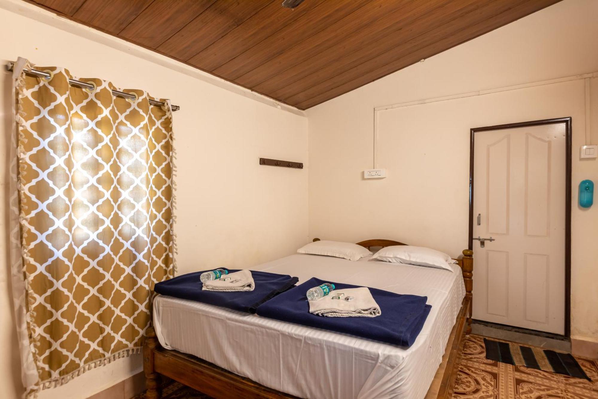 Sunset Cafe Beach Stay Gokarna  Eksteriør billede